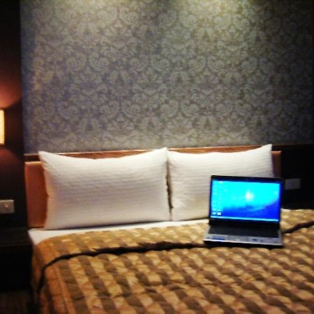 Baseball Hotel Hsinchu Extérieur photo